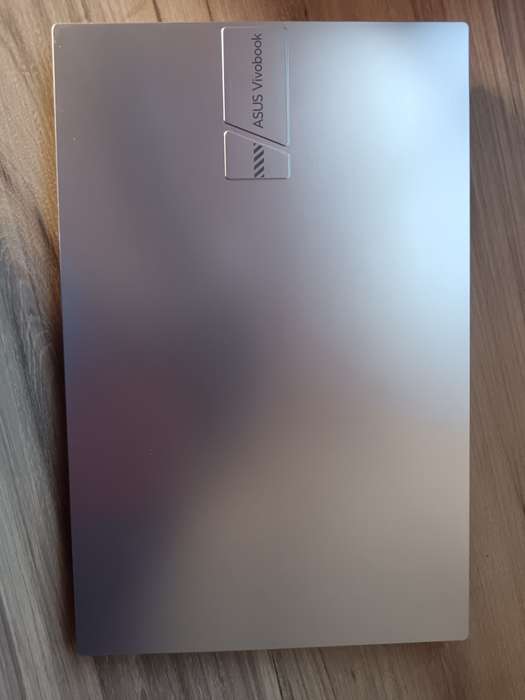 ASUS M1502QA Vivobook 15 AMD Ryzen 7 5800H + Free Laptop Bag