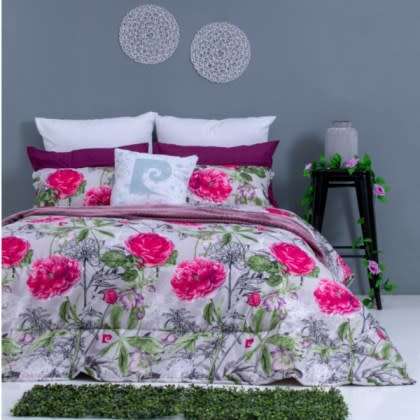 PIERRE CARDIN MICRO-FIBRE--COMFORTER****BARGAIN** EXQUISITE**ORIGINAL *** MASSIVE CLEARANCE, QUEEN