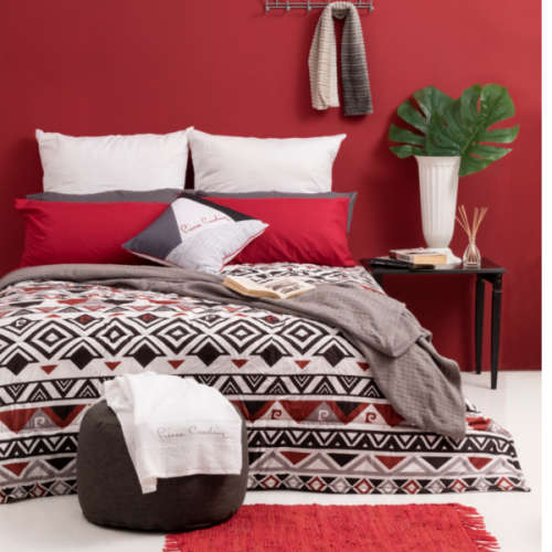 LUXURY PIERRE CARDIN STUNNING*WOW*COMFORTERS *PRICE REDUCED*KING OR QUEEN SIZE **CHOOSE YOUR DESIGNS