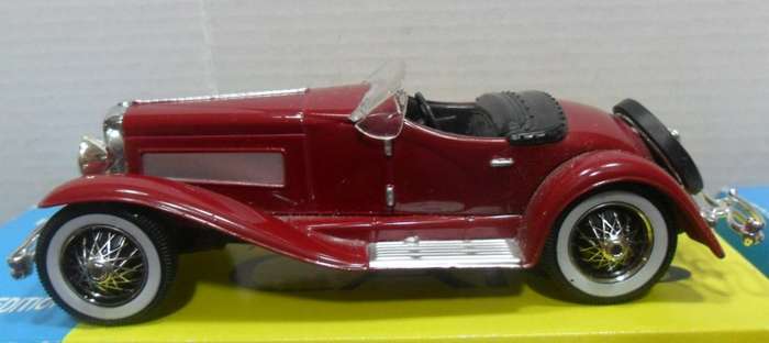 DEL PRADO 1935 DUESENBERG J SPIDER    " THE ULTIMATE CAR COLLECTION "MINT CONDITION UNBOXED