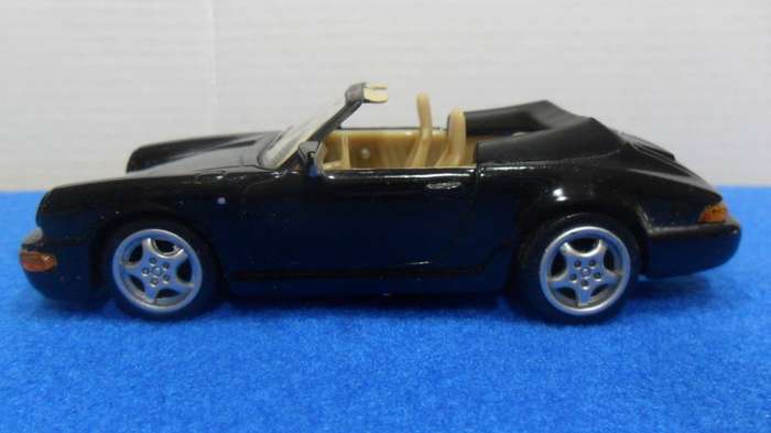 DEL PRADO 1989  PORSCHE 911 CABRIOLET  " THE ULTIMATE CAR COLLECTION "MINT CONDITION - LOOSE.