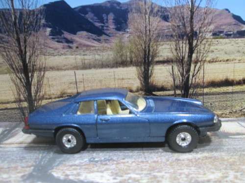 ABSOLUTELY  STUNNING   1986  CORGI NO 318 / 4  -  JAGUAR XJS  V12  - VERY GOOD COND. - NO BOX