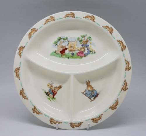 Royal Doulton Bunnykins Cleaning Carpet Divider Dish.