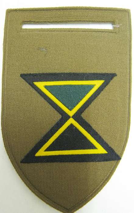 SADF INFANTRY "HQ" COMPANY TUPPERWARE FLASH WITH PIN AS NEW