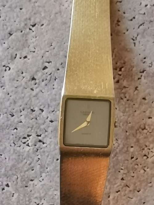 $$$VALUED OVER R8000$$$ SEIKO LASSALE LADIES GOLD PLATED WATCH IN EXCELLENT CONDITION