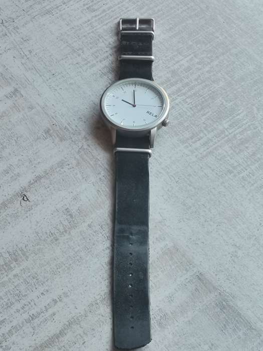 RELAY MENS WATCH IN EXCELLENT WORKING CONDITION