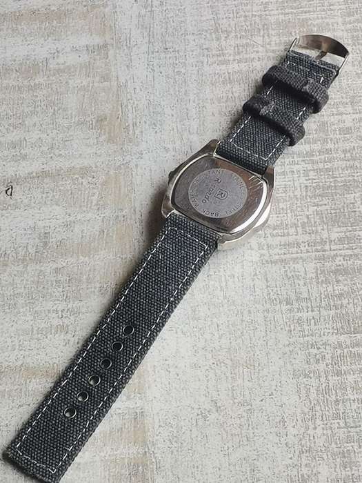MENS RICARDO QUARTZ WATCH IN EXCELLENT WORKING CONDITION