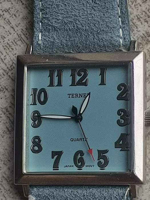 LADIES BIJOUX TERNER WATCH IN EXCELLENT WORKING CONDITION