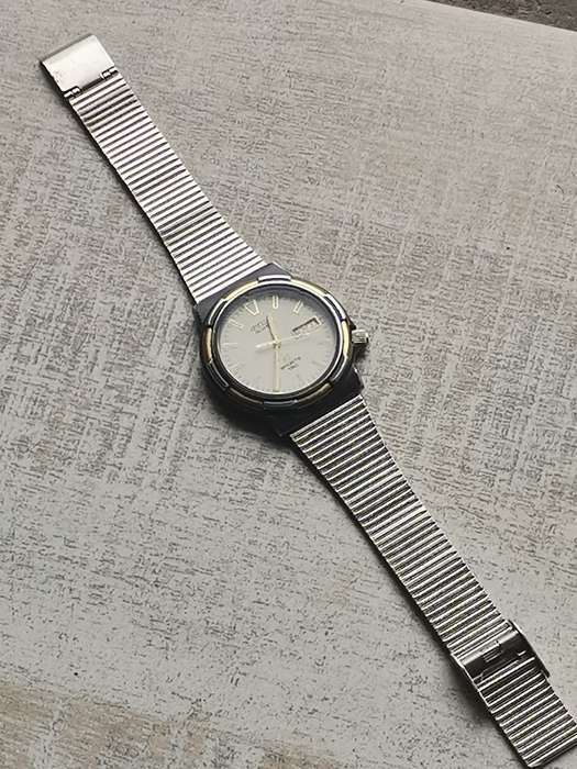 MENS SEIKO SQ3 150M WATER RESIST SPORTS WATCH WITH DAY/DATE FUNCTION IN EXCELLENT WORKING CONDITION