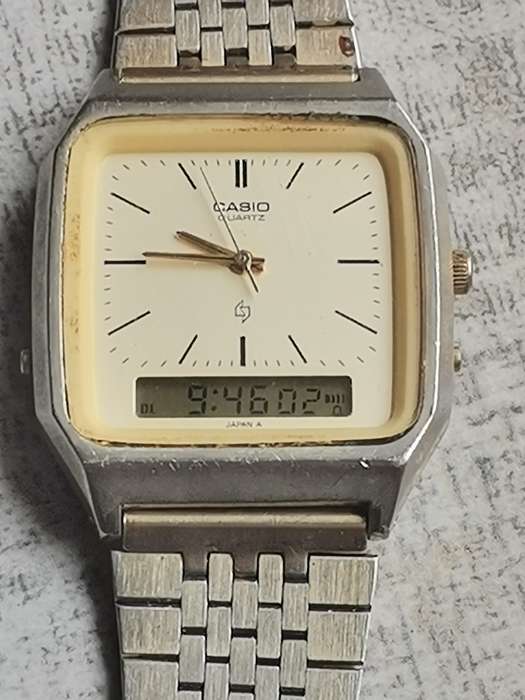 MENS VINTAGE CASIO ANALOG/DIGITAL WATCH IN EXCELLENT WORKING CONDITION