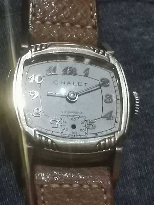 LADIES VINTAGE MID-CENTURY CHALET 10K RGP GOLD AUTOMATIC WATCH IN EXCELLENT WORKING CONDITION