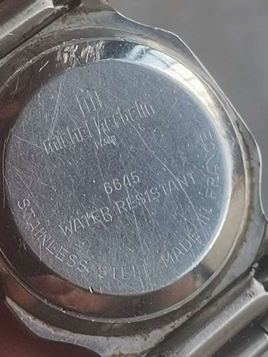 MICHEL HERBELIN LADIES SWISS WATCH WITH ORIGINAL BOX IN EXCELLENT WORKING CONDITION