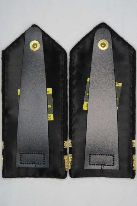 1 Pair United States Navy Medical Corps Lieutenant Insignia Shoulder Boards Rank Epaulettes O2