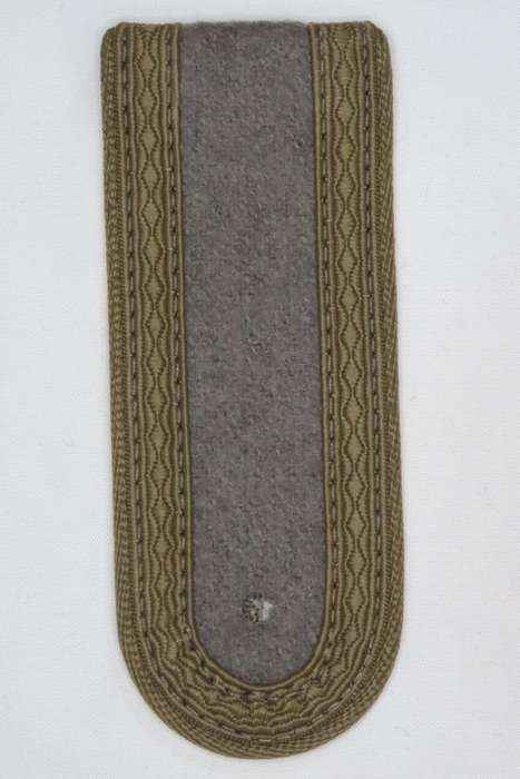1 Pair DDR East German Unteroffizier Shoulder Boards Rank Epaulettes, Subdued
