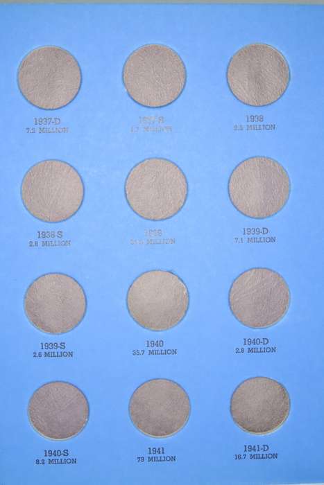 Collector`s Folder for Washington Quarter Dollars 1932 - 1945