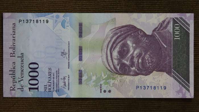 Venezuela 1000 Bolivares 2017 Crisp UNC  p95