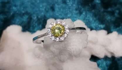 Sterling silver ring - Sparkling CUBIC ZIRCONIA with Created CITRINE - size 7 / O