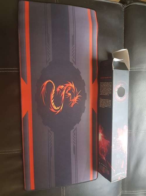 LARGE GAMING MOUSE PAD (70CM X 30CM)  - R1 AUCTION DEALS!!