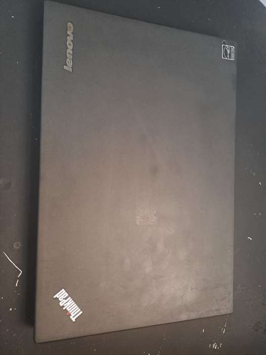 LENOVO THINKPAD X240- (12.5`) CORE i5-4300U, 8GB DDR3 RAM, 500GB HDD!!! GREAT DEAL!!!
