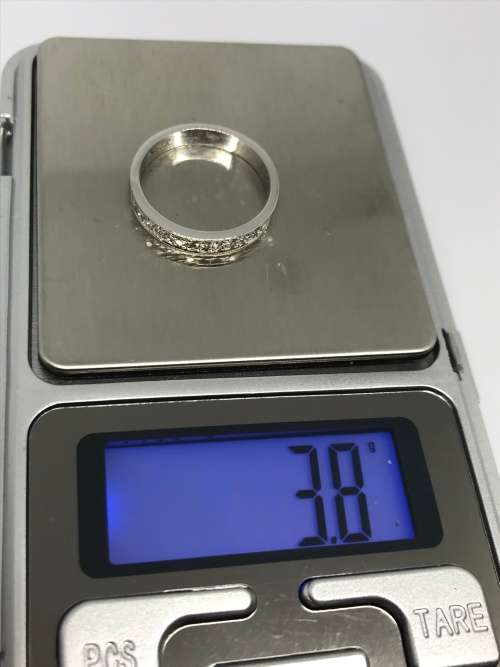 18CT White Gold Eternity Ring
