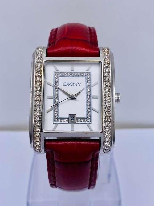 *DKNY LADIES DIAMANTE DRESS WATCH* R1 BIDS