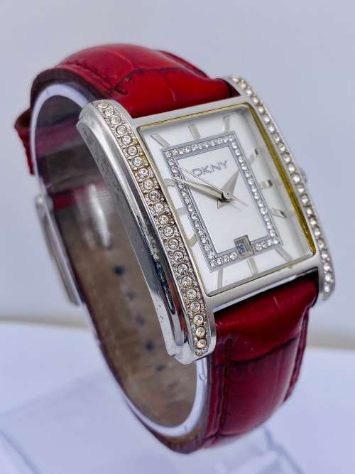 *DKNY LADIES DIAMANTE DRESS WATCH* R1 BIDS
