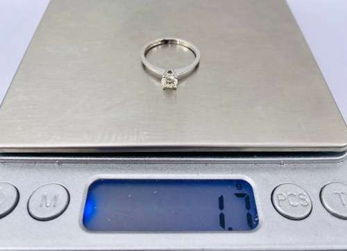 *INVESTMENT 0.50CT DIAMOND ENGAGEMENT RING* R1 BIDS!