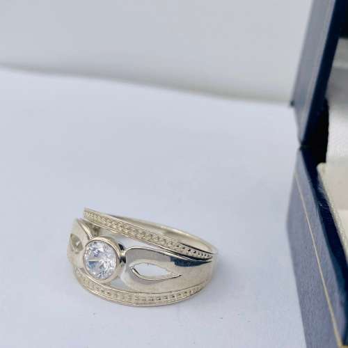 *SOLID SILVER CYCLOPS INFINITY RING* R1 BIDS!!!