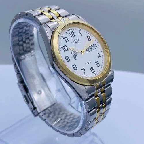 *EXCELLENT CITIZEN TWO-TONE DAY-DATE MENS WATCH*R1 BIDS!