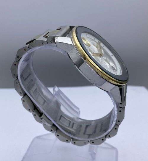 ***STUNNING MOVADO TWO-TONE MENS LUXURY CHRONO*** R1 BIDS