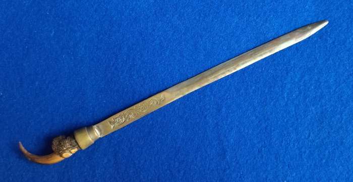 Letter opener with lion claw