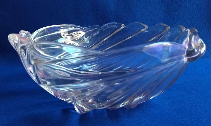 Stunning large glass bowl with pink tinge