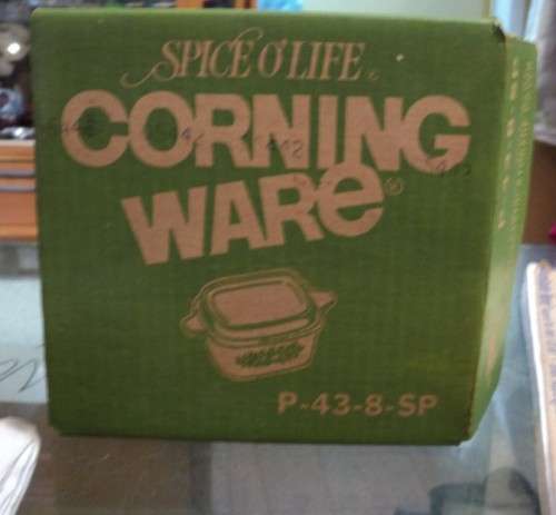 cornnig ware (vintage still in box)