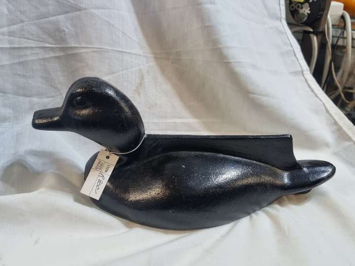 Cast iron duck boot scraper