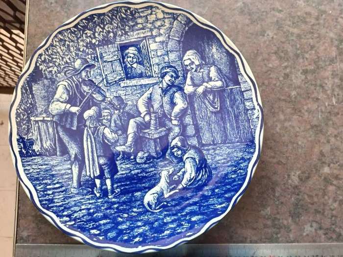 Boch La Louviere Belgium Delft Plate