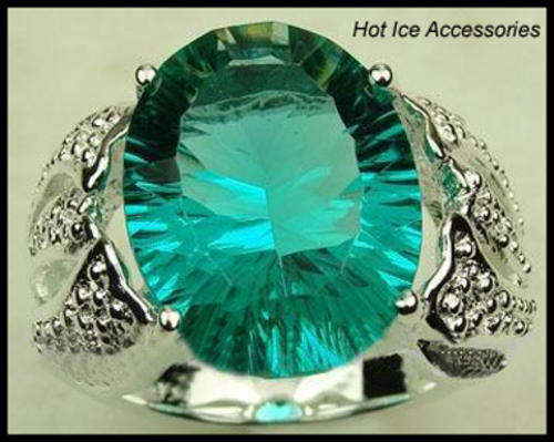 **INTERNATIONAL SHIPPING** STERLING SILVER SIMULATED GREEN QUARTZ RING*NO COMBINED POSTAGE