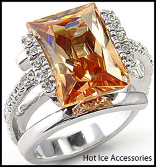 **INTERNATIONAL POSTAGE** 18K WHITE GOLD PLATED SIMULATED CITRINE RING