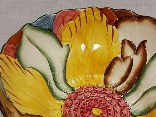 VINTAGE H J WOOD LTD BURSLEM ENGLAND HAND PAINTED GLOSS GLAZE ART POTTERY BOWL WITH VIBRANT COLOURS