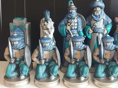 GREAT FIND!  ARABIAN NIGHTS COLOURFUL CERAMIC CHESS SET WITH FAIRLY LARGE PIECES, NO BOARD