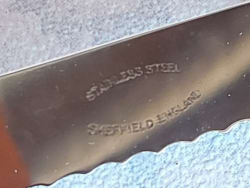 AWESOME CARROL BOYES FUNCTIONAL ART  PEWTER AND STAINLESS STEEL BREAD KNIFE