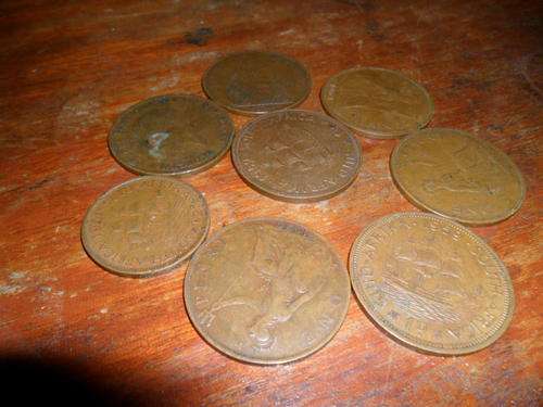 VARIETY OF HALF PENNIES RANGING FROM 1916-1960