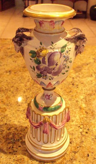 A MEGA RARE SCEAUX URN