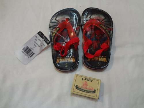 BRAND NEW Woolworths Spiderman flip-flops for boys with tags (4 different sizes as per photos)