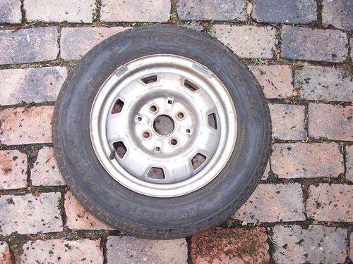 Tyre and rim - Dunlop SP33 155 R13 78S Radial