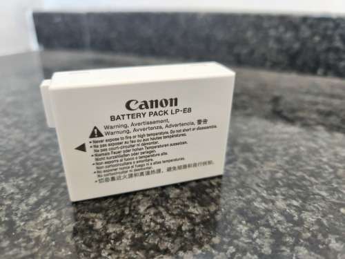 Original Canon 700D 650D 600D 550D Battery