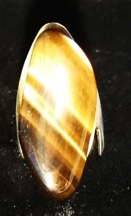 Vintage Gold Tone Wishbone Shape Ring with Huge Tiger Eye