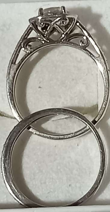 Chete Sterling Silver 925 Halo Wedding Set with Cubic Zirconia Stones