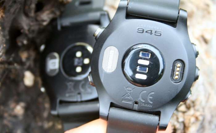 Garmin Forerunner 945 Music Premium GPS Running / Triathlon Smartwatch - Black