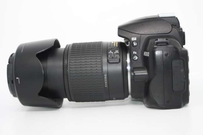 Nikon D3000 10.2MP Digital SLR Camera with 55-200mm f/1:4-5.6G AF-S DX  Nikkor Zoom Lens