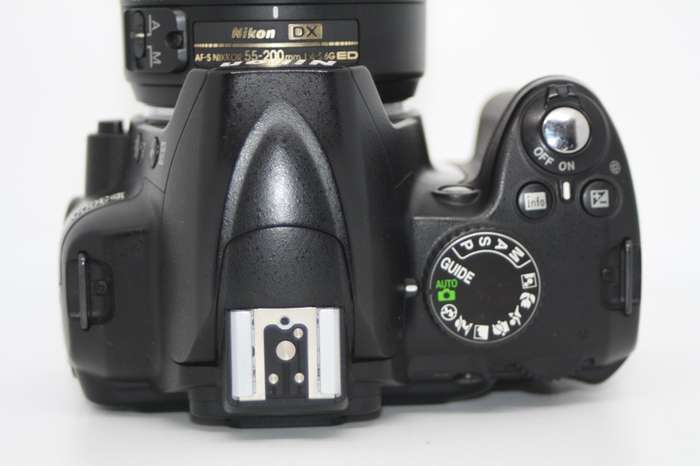 Nikon D3000 10.2MP Digital SLR Camera with 55-200mm f/1:4-5.6G AF-S DX  Nikkor Zoom Lens
